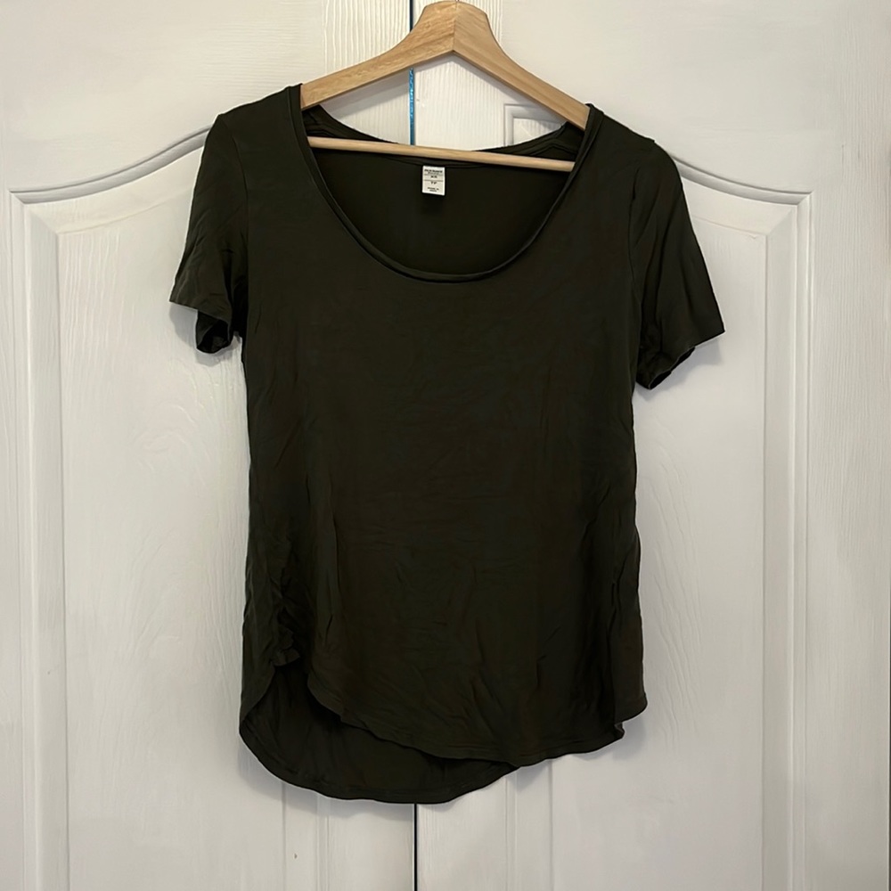 Short sleeve casual tee